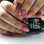 Nail technician Tiivi